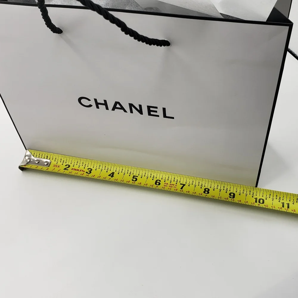 CHANEL Gift Bag